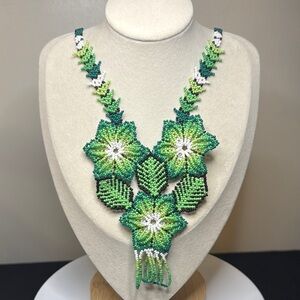 Green Beaded Native American Floral Necklace Handmade 32”